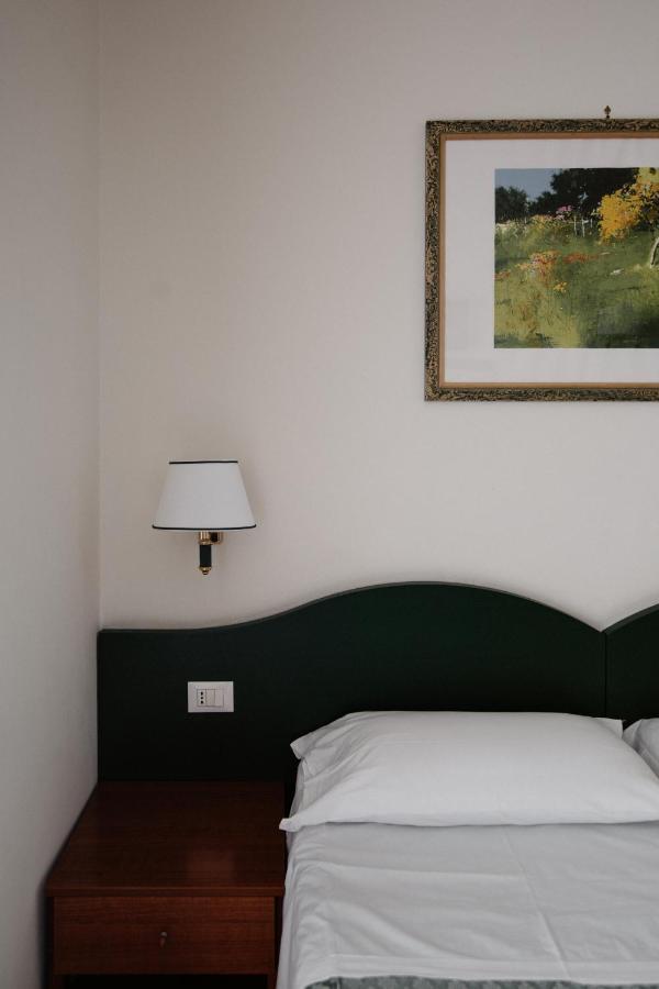 La Girandola Bed & Breakfast Rome Exterior photo